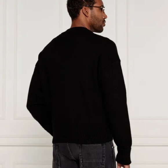 AMI PARISAmi de Coeur Wool Cardigan - gender neutral
